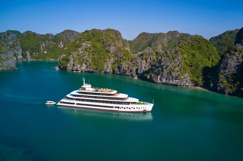 luxury cruise vietnam ha long bay
