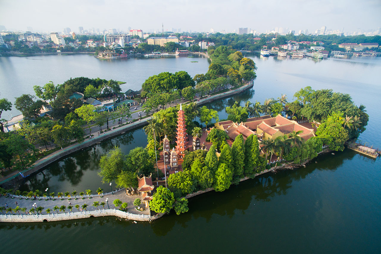 Tran-Quoc-Pagoda-in-Hanoi