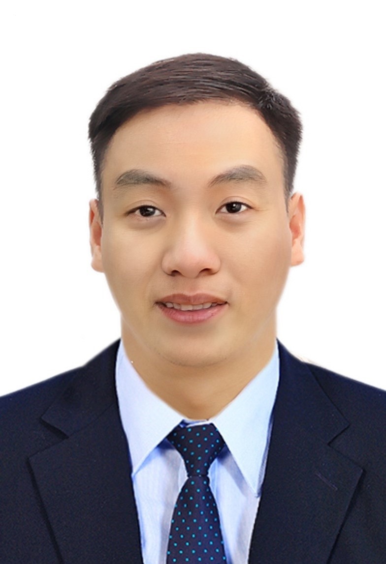 Tran Nghia Son Manager staff