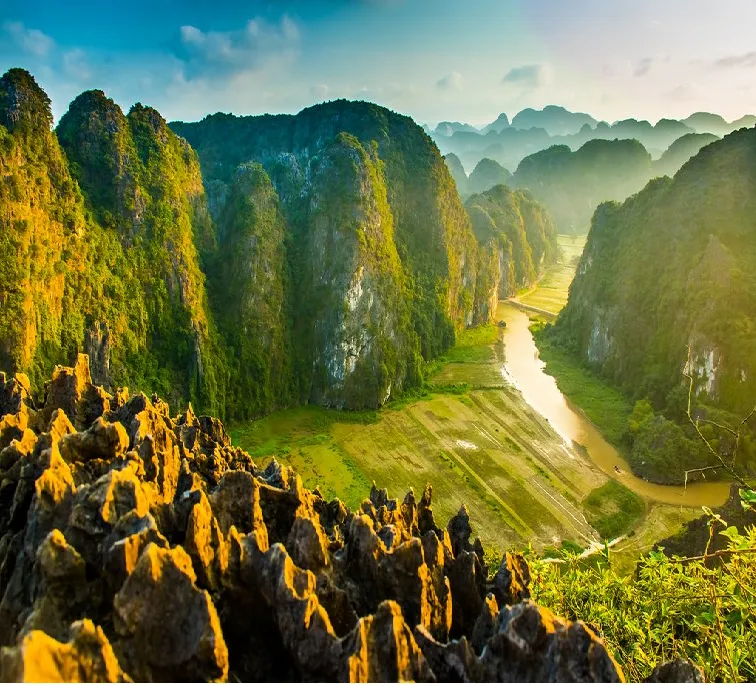 1-Day Tour from Hanoi: Quang Phu Cau Incense Village & Ninh Binh