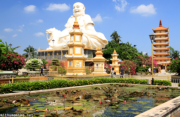 laughing-buddha-vinh-trang-pagoda-vietnam