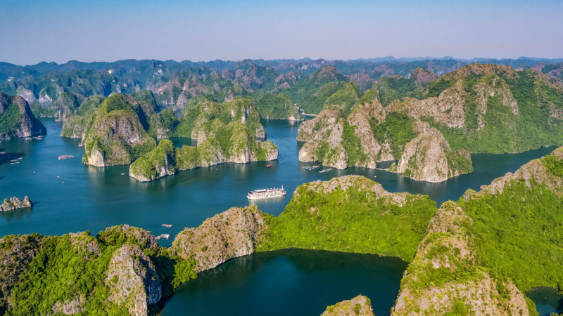 HA LONG BAY