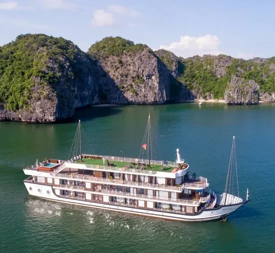 Du thuyen La Casta Cruise 3