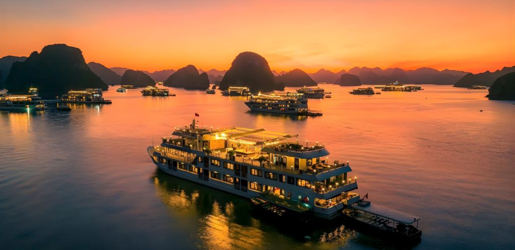 Explore Vietnam