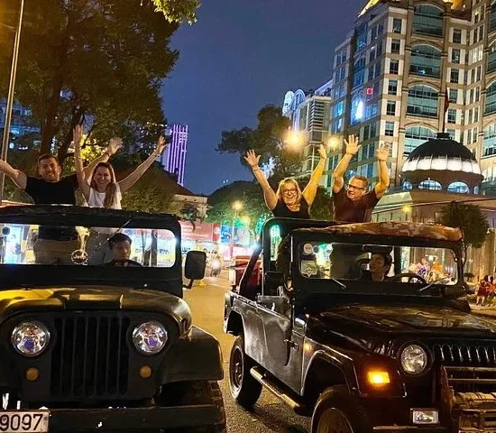 Hanoi Jeep tour night