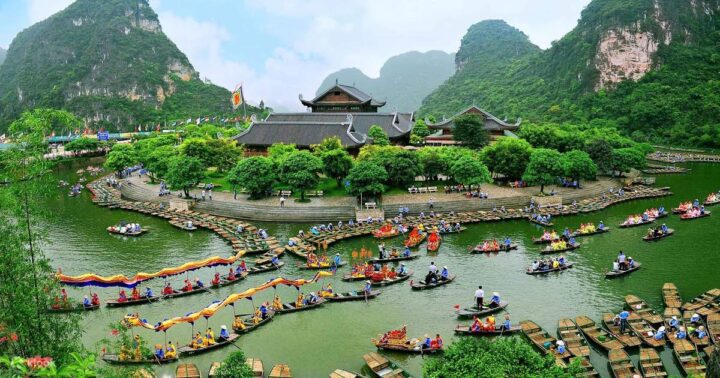 Discover Vietnam from South to North