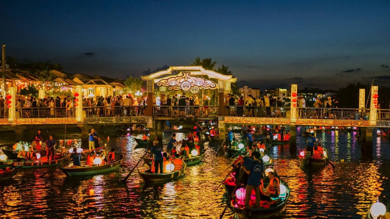Hoi An Night Market Hoi An