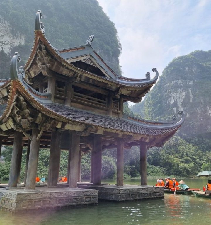 Ninh Binh Tours 3