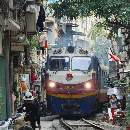 VietnamTrain
