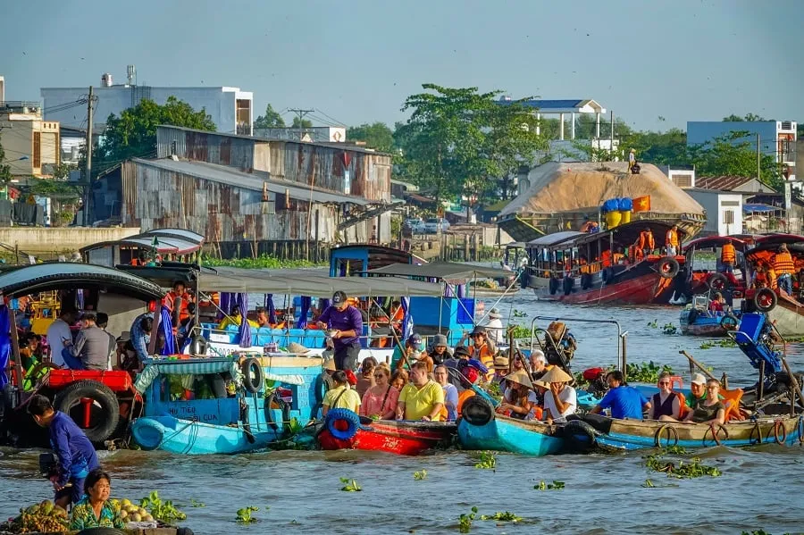 floating market in can tho 01 1692807528