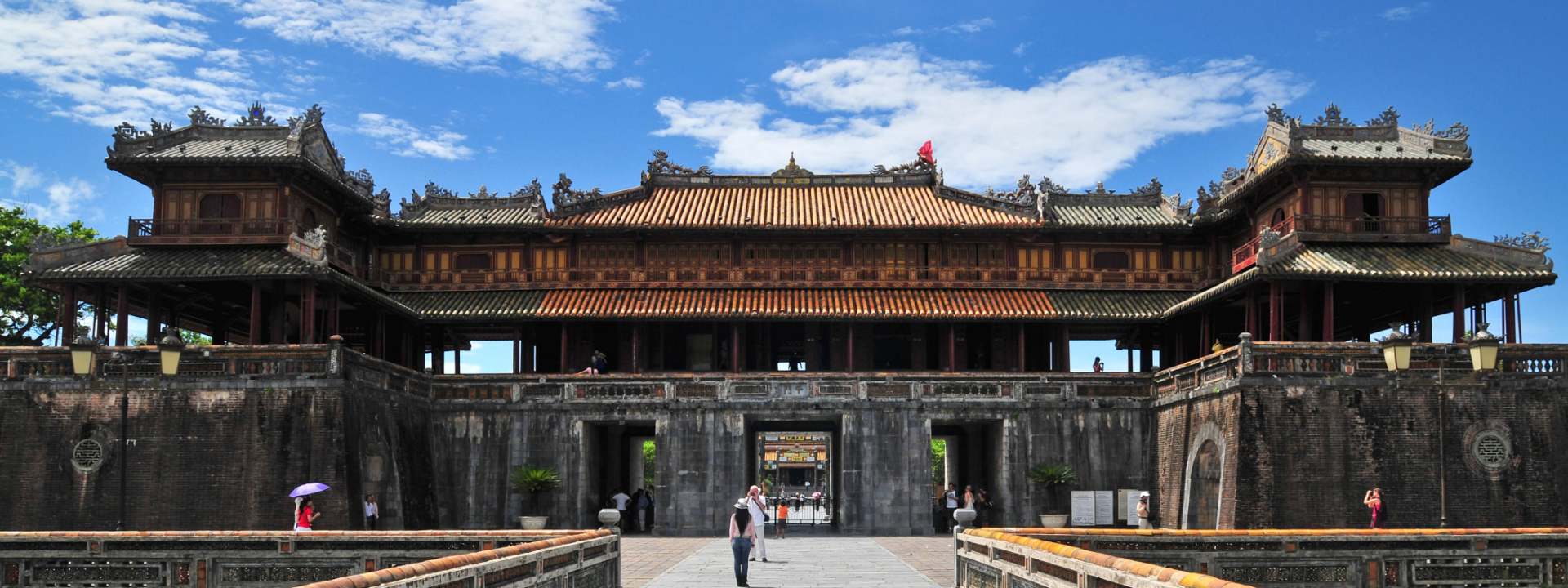 hue tours banner