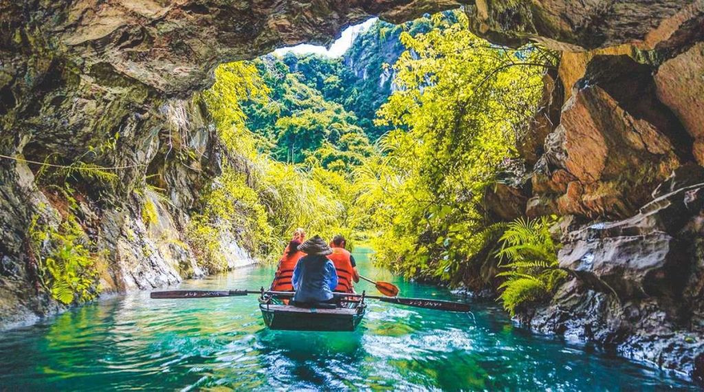 Viet Nam Tours