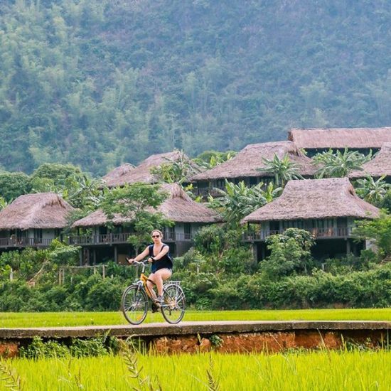 mai chau banner