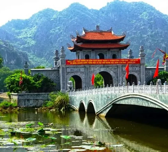 tham quan Co Do Hoa Lu