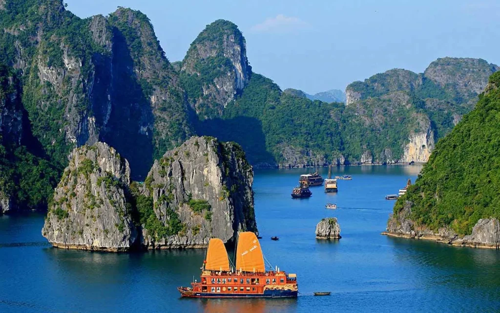 tour ha long