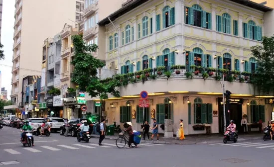 vietnam ho chi minh 1 600x336 1 7